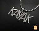 Mặt dây chuyền “KAYAK”