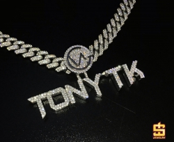Mặt dây chuyền “TONY TK”