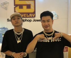 Mặt dây chuyền “16 Typh”