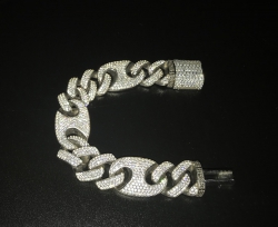 Lắc Cuban Dome Gucci 18mm