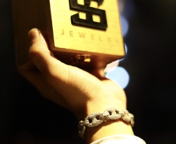 Lắc Gucci
