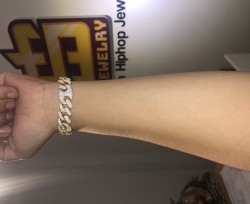 Lắc Cuban Dome Gucci 16mm