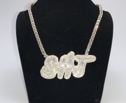 Mặt dây chuyền Baguette “SHJ” Logo 